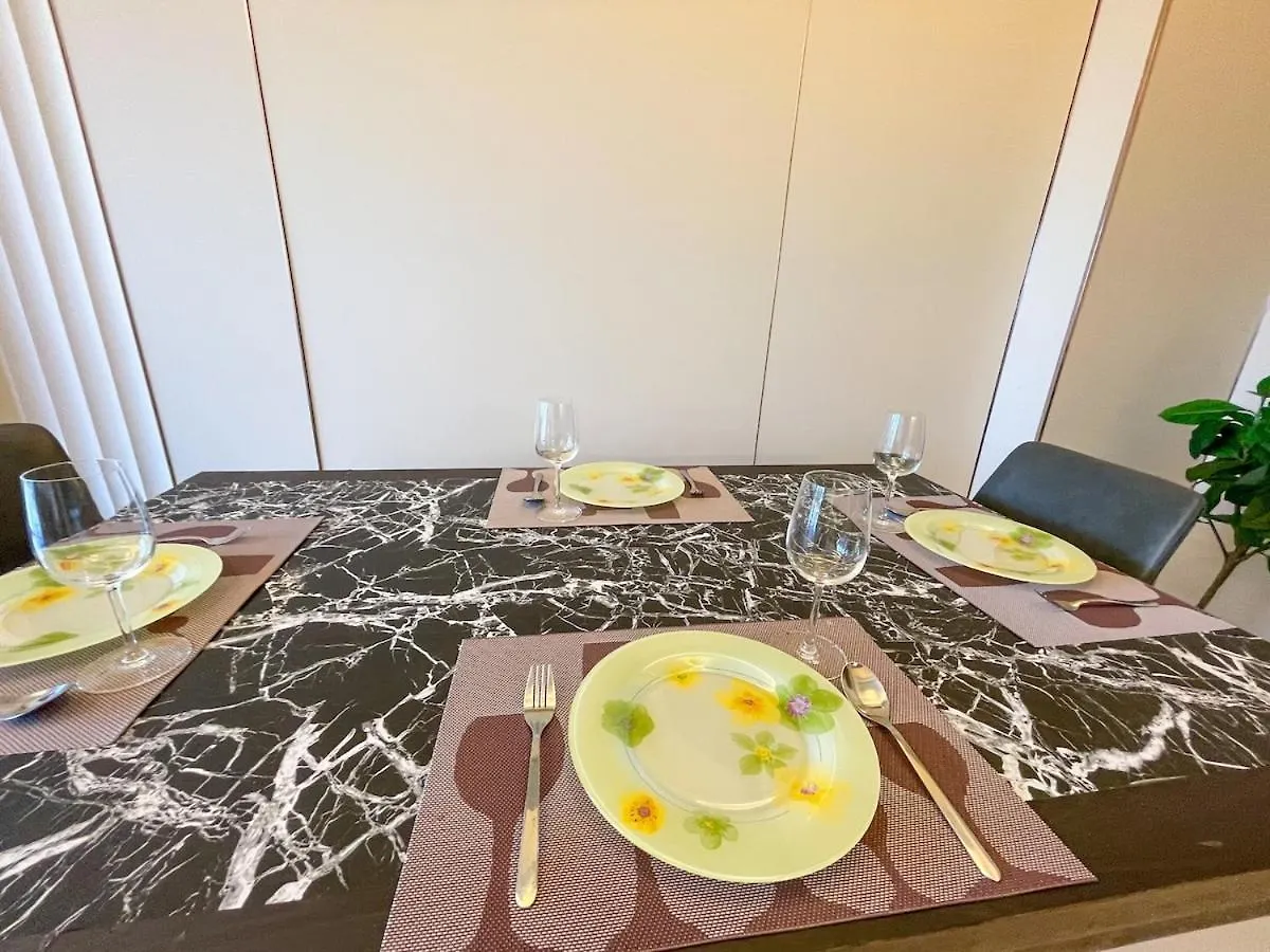 Spacious 1Br Near Airport Across Okada, Solaire Manila 0*,  Philippines