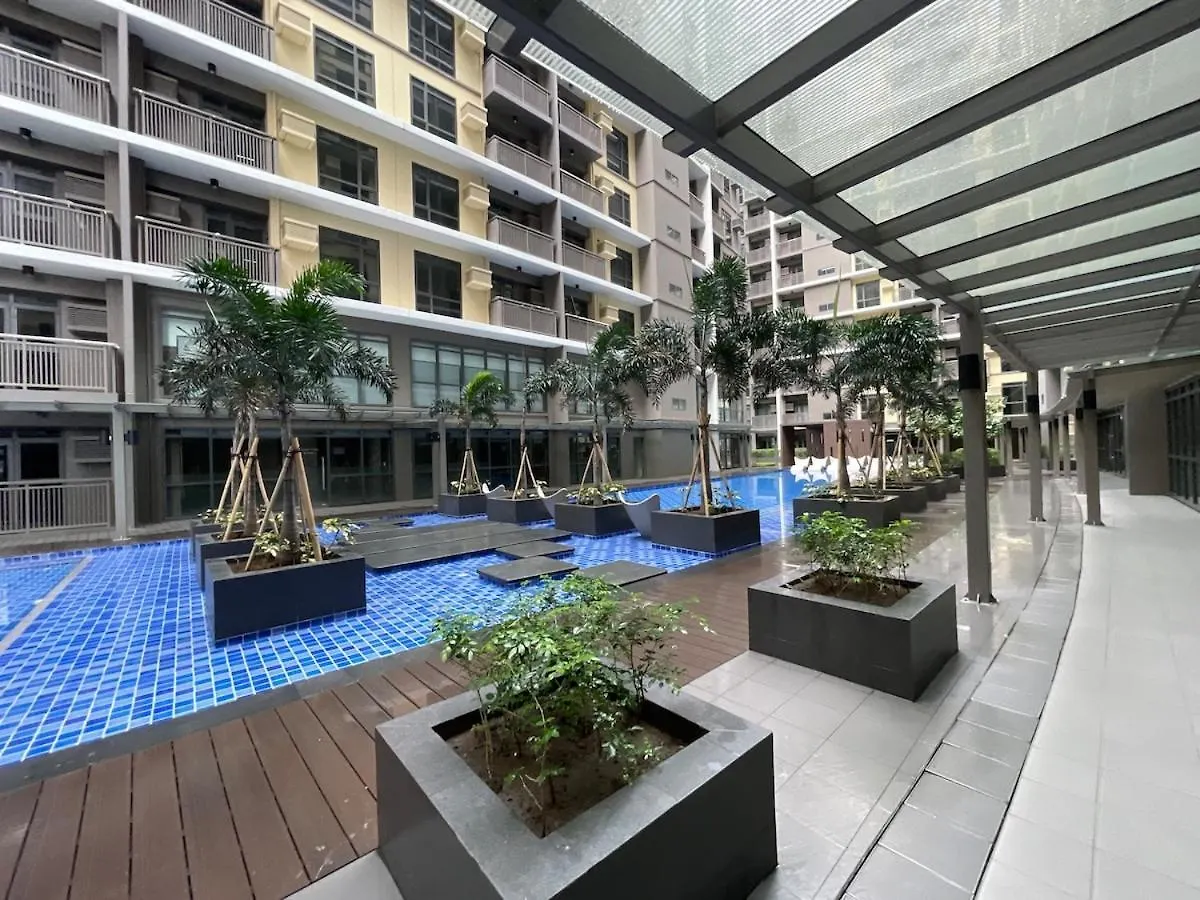 Spacious 1Br Near Airport Across Okada, Solaire Manila