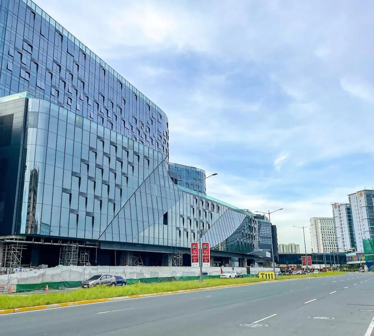 Apartment Spacious 1Br Near Airport Across Okada, Solaire Manila