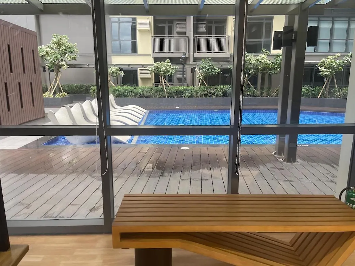 Spacious 1Br Near Airport Across Okada, Solaire Manila Apartment