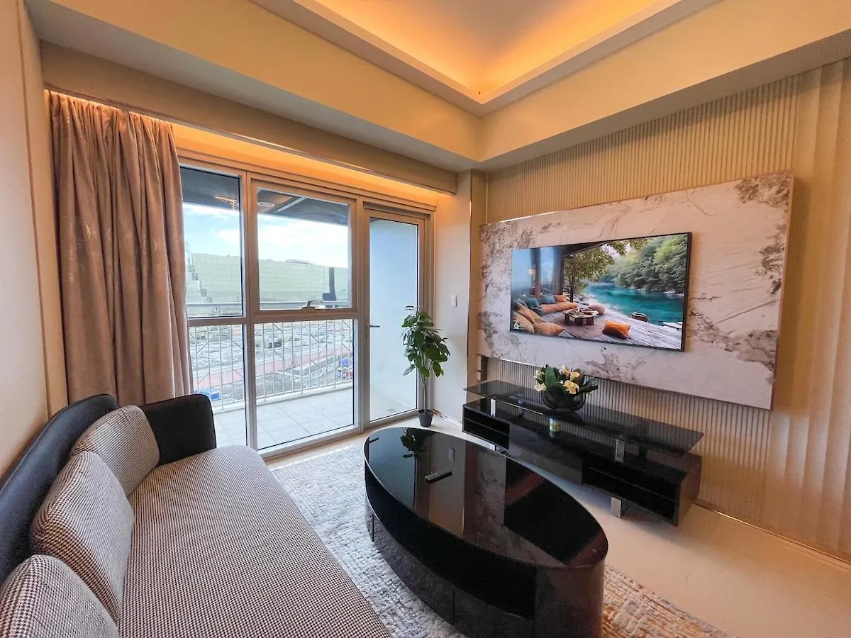 Spacious 1Br Near Airport Across Okada, Solaire Manila