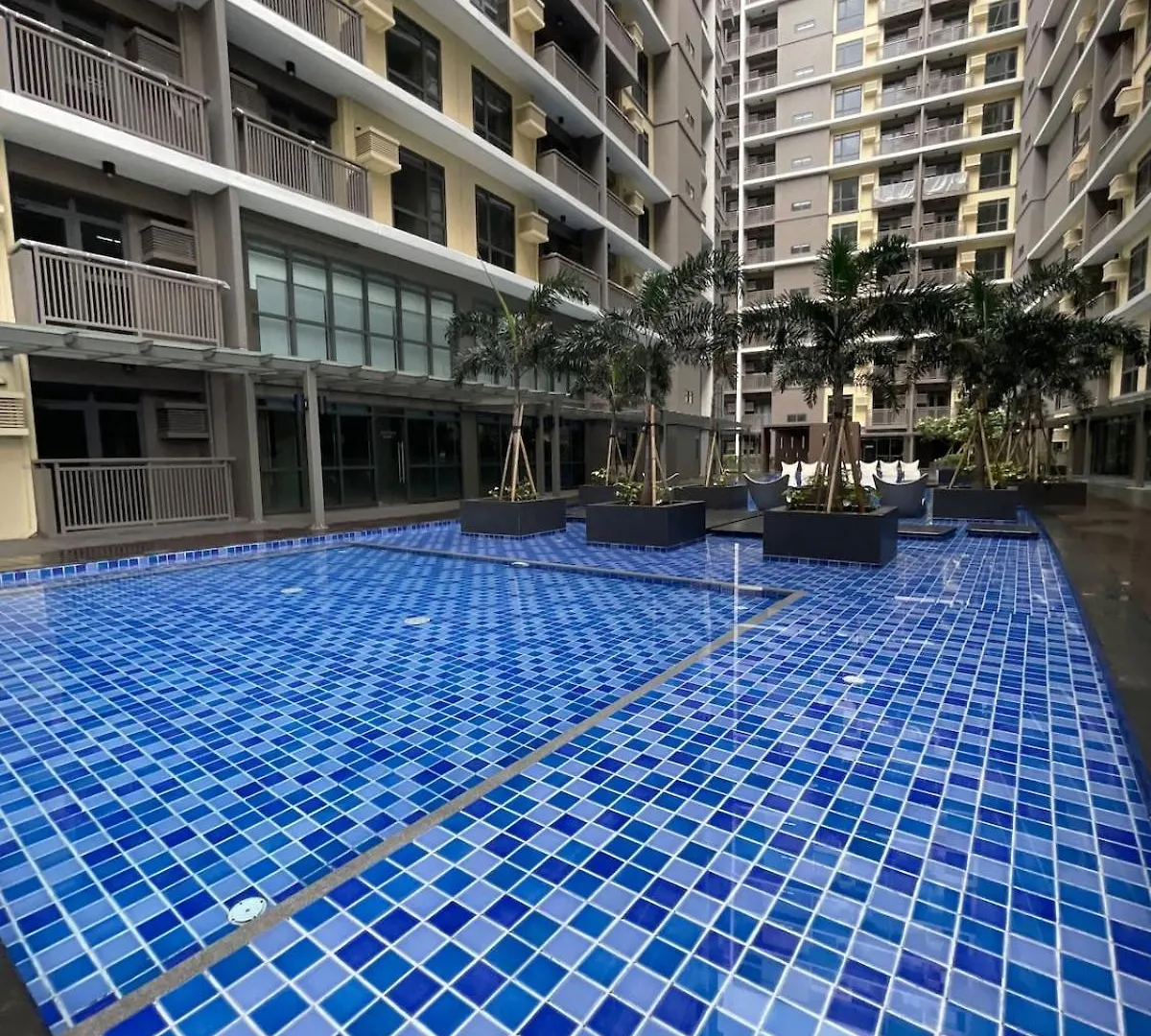Spacious 1Br Near Airport Across Okada, Solaire Manila Philippines