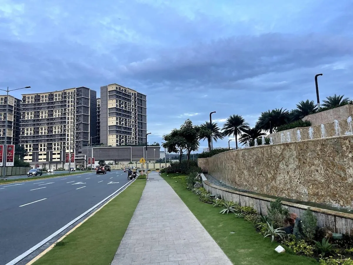 Spacious 1Br Near Airport Across Okada, Solaire Manille Appartement